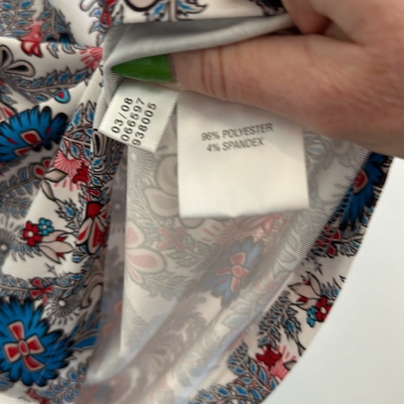 Adidas Climacool Women’s Golf Shirt Red, White and Blue Floral Print Size Medium - Picture 7 of 7